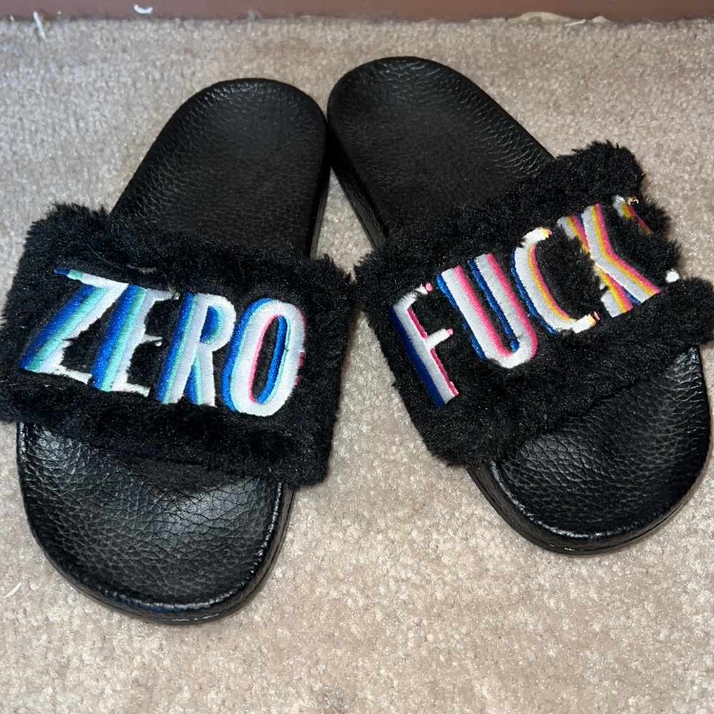 Zero Fucks Fuzzy KIMOJI Sandals Slides Kim Kardashian Sz 5